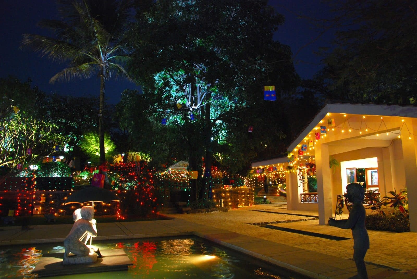 Resort Grounds — Garden Fountain Festive Lights Night