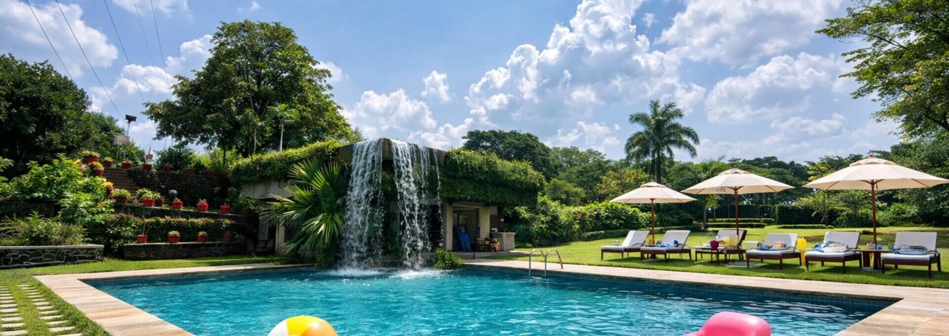 Infinity Pool - Stunning valley views while swimming