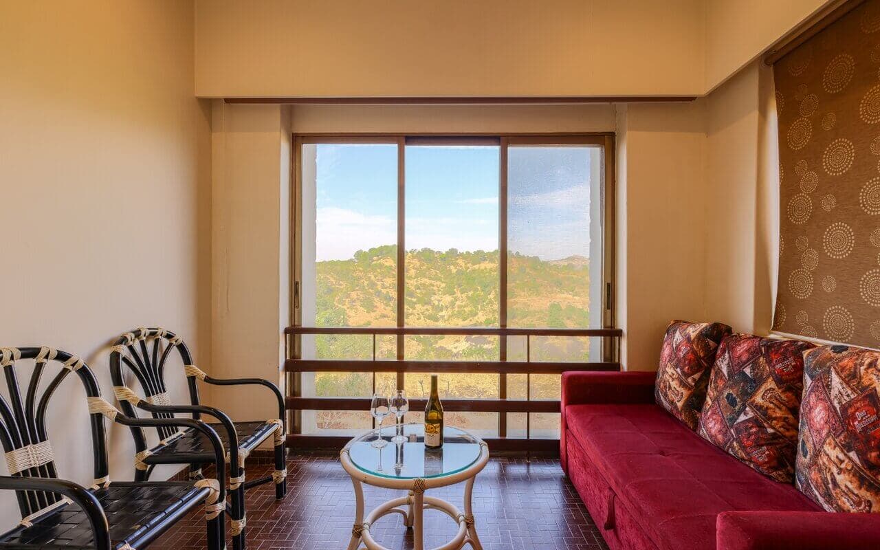 Koi Vista Room  – Nature View